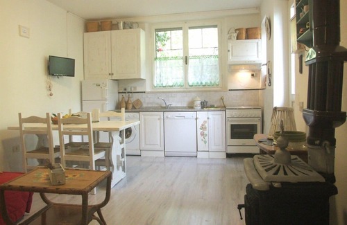 Sassetta Apartment | Nice apartment for 6 people with WIFI, TV and parking