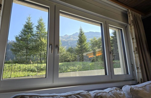 Parpan Apartment | Nice apartment for 6 people with WIFI, TV and balcony