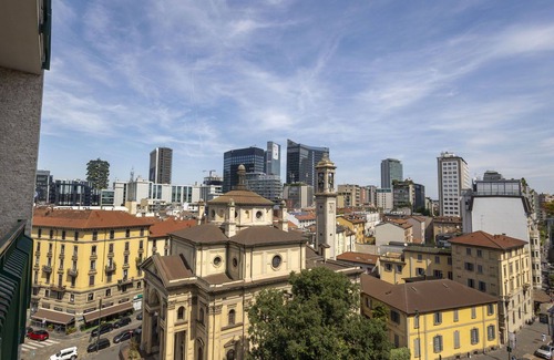 Centro Direzionale Apartment | Nice apartment for 6 people with WIFI, A/C, TV and balcony