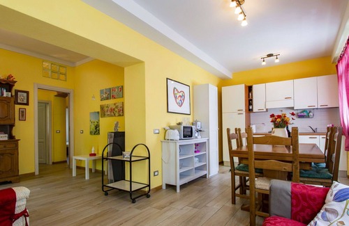 Marliana Apartment | Nice apartment for 7 guests with pool, WIFI, TV, terrace, pets allowed and parking