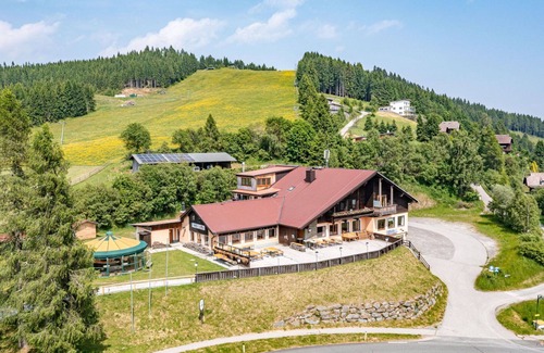Sankt Urban Apartment | Nice apartment for 5 guests with WIFI, balcony, panoramic view and parking