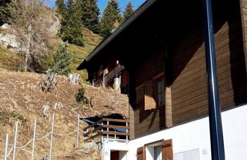 Bettmeralp Apartment | Nice apartment for 4 guests with WIFI, TV and balcony