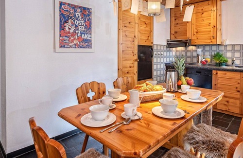 Lenzerheide Apartment | Nice apartment for 4 people with TV and balcony