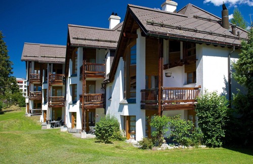Lenzerheide Apartment | Nice apartment for 4 people with TV and balcony