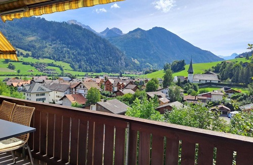 Zweisimmen Apartment | Nice apartment for 6 guests with WIFI and balcony