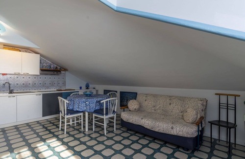 Laigueglia Apartment | Nice apartment for 3 people with WIFI, A/C