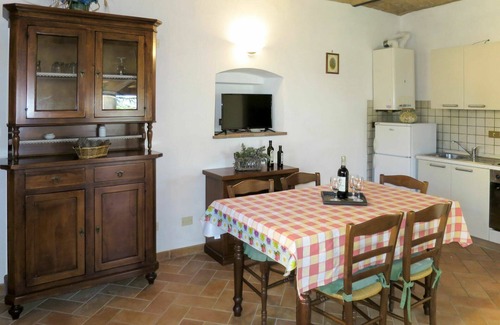 Santa Luce Apartment | Nice apartment for 5 people with WIFI, pool, TV, terrace, pets allowed and parking