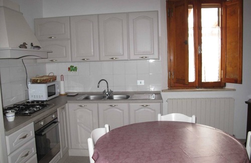 Chiusi Apartment | Nice apartment in a quiet area a stone's throw from the historic center