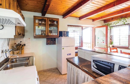 Opric Apartment | Nice apartment in Lovran with WiFi