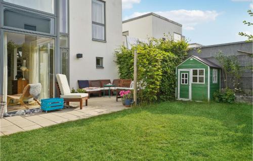 Vejlby Risskov Apartment | Nice Apartment In Risskov With Kitchen
