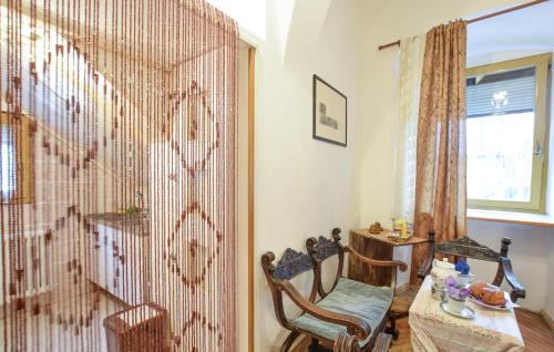 Vela Apartment | Nice Apartment In Trento With Wifi