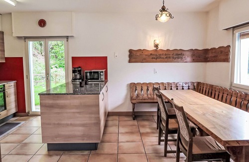 Mayens-de-Riddes House | Nice apartment in villa for 8 people with WIFI, balcony and panoramic view