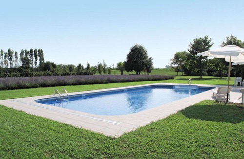 Povoletto House | Nice apartment in villa for 4 guests with A/C, pool, WIFI, TV, terrace and parking