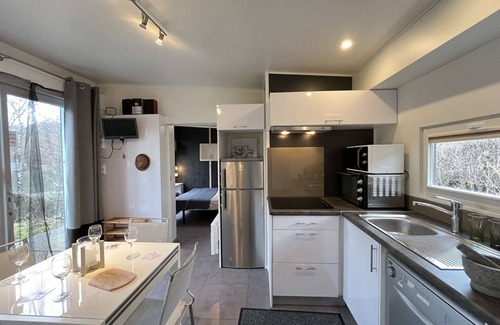 Wemding House | Nice apartment in villa for 4 people with WIFI, TV and terrace