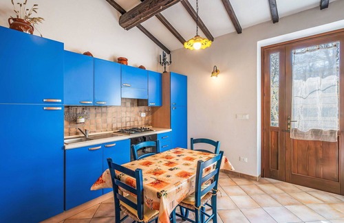 Lidarno Villa | Nice apartment in villa for 6 people with pool, A/C, WIFI, TV, terrace and pets allowed