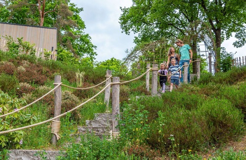 Louwel House | Nice apartment in villa for 4 guests with WIFI, pool, TV and terrace