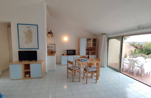 Palau House | Nice apartment in villa for 5 people with WIFI, pool, A/C, TV, terrace and panoramic view