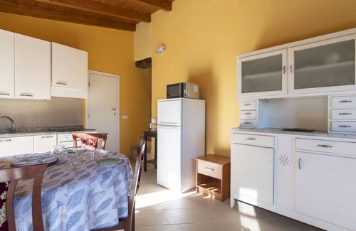 Valloria Apartment | Nice apartment for 4 guests with pool, WIFI, patio, pets allowed and panoramic view