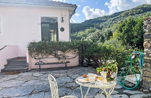 Pantasina Apartment | Nice apartment for 6 people with WIFI, TV, terrace and pets allowed