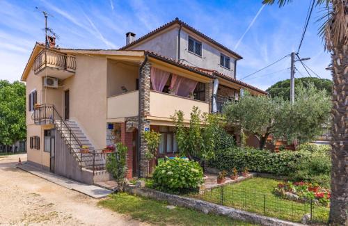 Rosini Apartment | Nice apartment Mariza - quiet location!