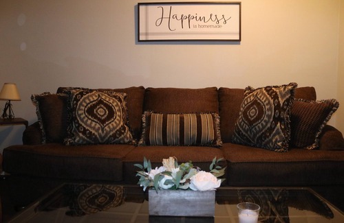 Redmont Park Apartment | 💎💎 Nice, clean peaceful stay 💫💫