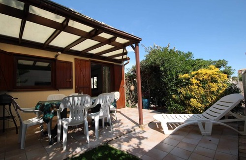 Portiragnes-Plage House | Nice corner villa located with airco in LES TAMARIS (pool extra fees), 2 bedrooms, Wifi, 500 from.