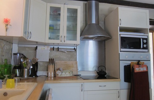 Mensignac Villa | Nice cottage with swiming pool in a typical Dordogne hamlet