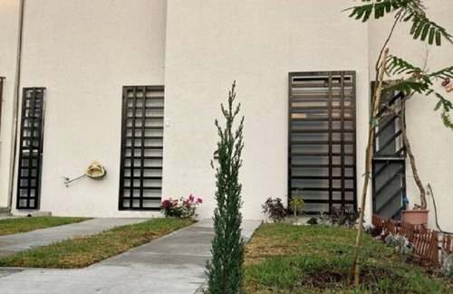 Queretaro House | Nice cozy house 12min from Plaza Antea (pets welcome)