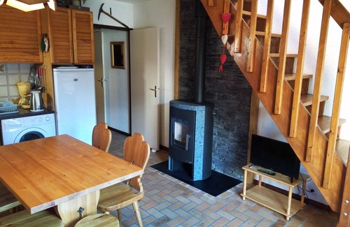 Monetier-les-Bains Apartment | Nice duplex 6 people facing south, Serre Chevalier 1500 village center, close to the slopes