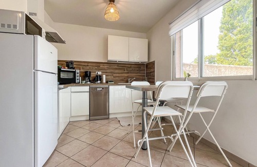 Saint-Martin-de-Crau House | Nice home in Saint-Martin-de-Crau with WiFi