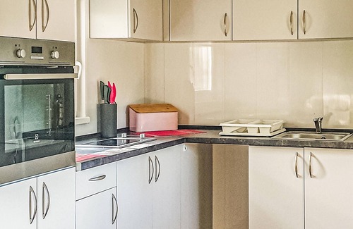Wilimy House | Nice home in Biskupiec with kitchen