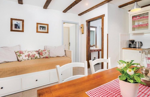 Porozina House | Nice home in Cres with WiFi
