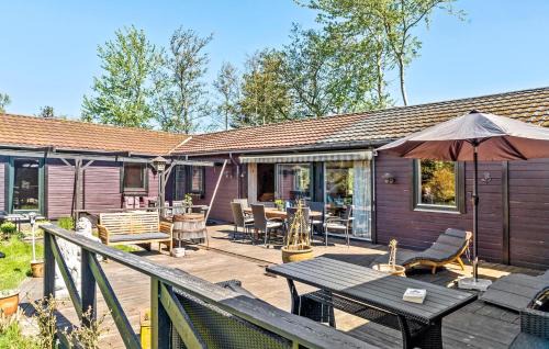 Gedesby House | Nice Home In Gedser With Kitchen