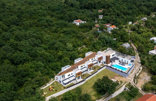 Grizane House | Nice home in Grizane with sauna