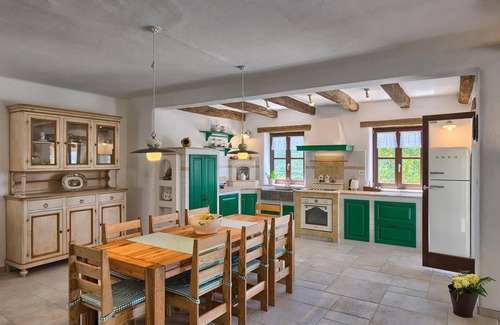 Bartolici House | Nice home in Motovun with sauna