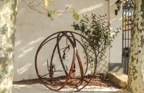 Narbonne House | Nice home in Narbonne with sauna