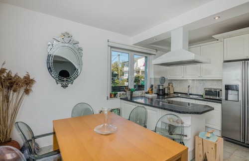 Njivice House | Nice home in Njivice with WiFi