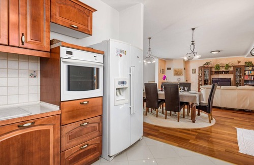 Opric House | Nice home in Opric with WiFi