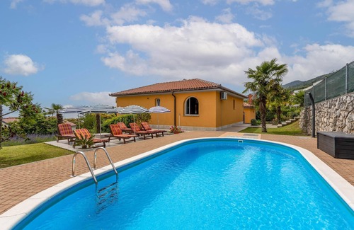 Opric House | Nice home in Opric with WiFi