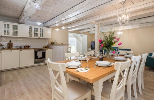 Otocac House | Nice home in Otocac with sauna