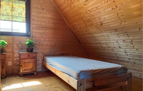 gmina Bedzino House | Nice Home In Podamirowo With Lake View