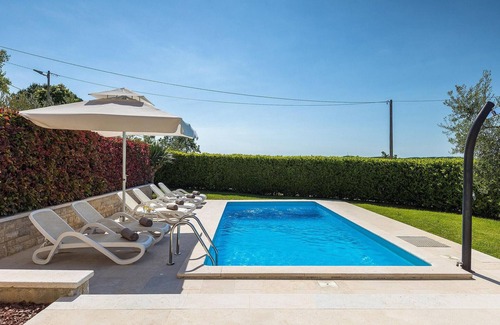 Marasi House | Nice home in Porec with sauna