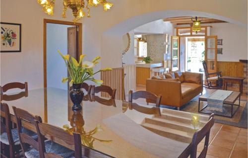 Portol House | Nice Home In Pòrtol With Kitchen