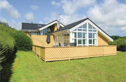 Spodsbjerg House | Nice Home In Rudkøbing With Sauna