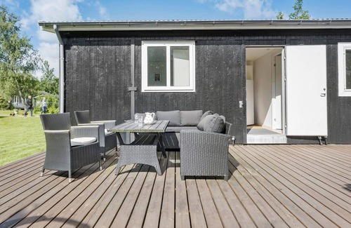 Store Fuglede House | Nice home in Store Fuglede with WiFi