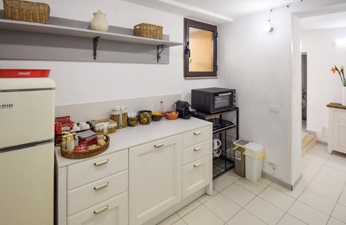 Venafro House | Nice home in Venafro with house a mountain view