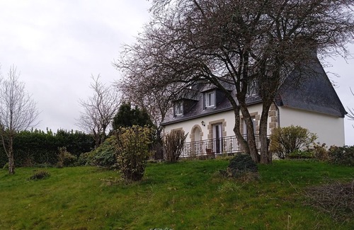 Plelauff House | Nice house in Plélauff