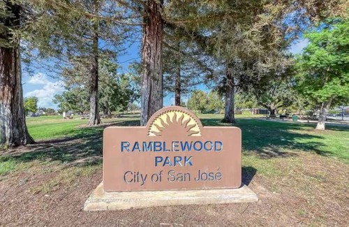 South San Jose House | nice house W/big kitchen safe/quiet neighborhood/ Free Wifi/Laundry/Parkings