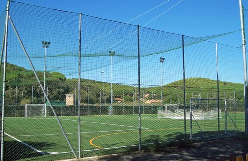 Le Rocchette House | Nice apartment in villa for 4 guests with hot tub, A/C, WIFI, pool, TV and terrace