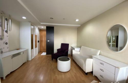 Yan Nawa Apartment | Nice location 1 bedroom